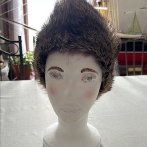 Women's Brown Real Fur Hat, Racoon fur